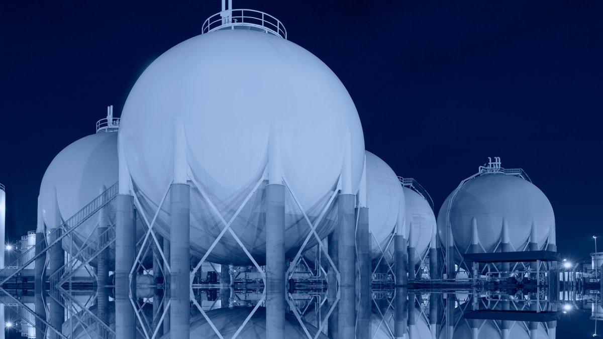 Spherical liquefied natural gas storage tanks